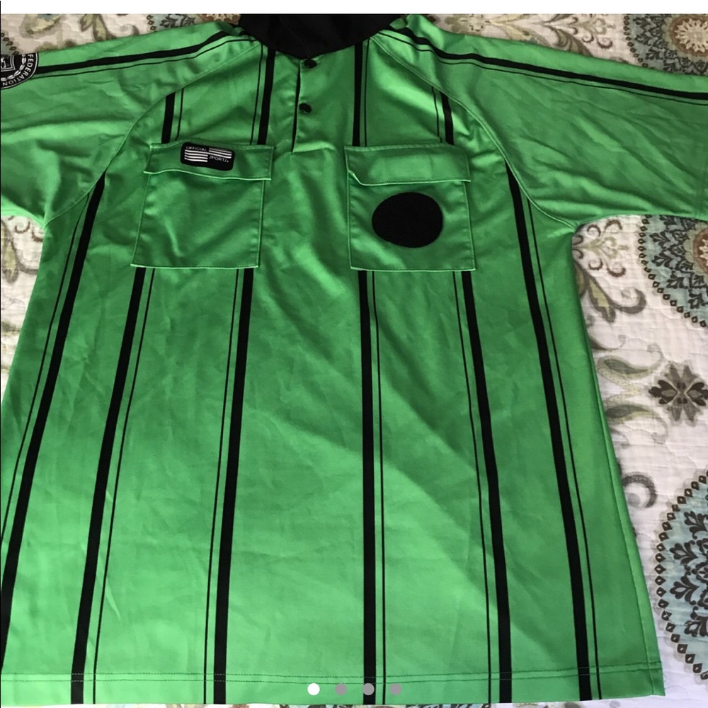 Official sports men’s green referee shirt